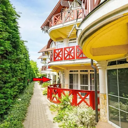 Károly Apartamento Balatonlelle